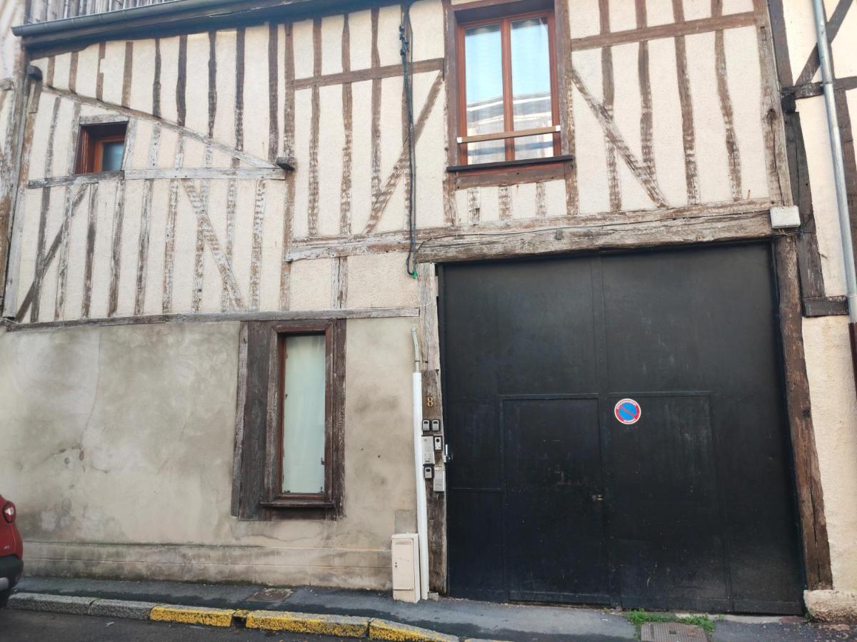 Ciné Loft 55 m2 Centre Ville Châlons-en-Champagne Exterior foto